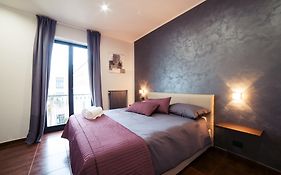 Glam House